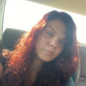 Meet your Posher, Karissa